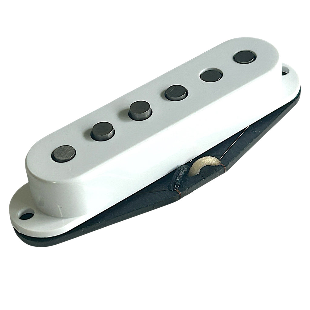 1963 strat pickup with white cover